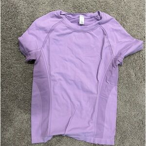 Drifit T-shirt, size small, purple